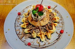 LEO CHIU樂丘廚房(中國醫店)，燉飯和意大利麵不錯吃，蜜糖鬆餅口感Q彈更是讓人好驚艷呦!