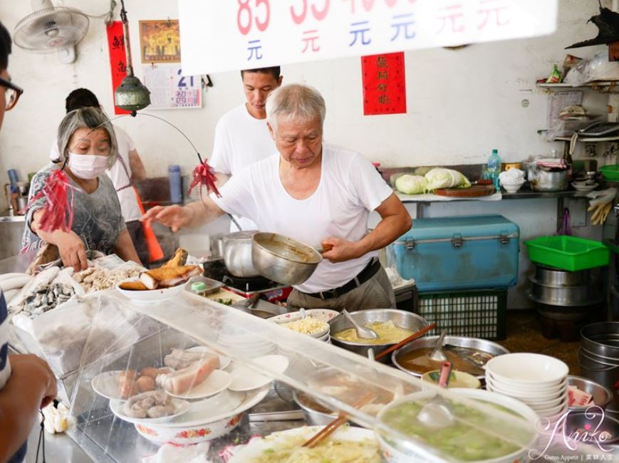 阿和肉燥飯，台南30年肉燥飯老店，在地人從小吃到大