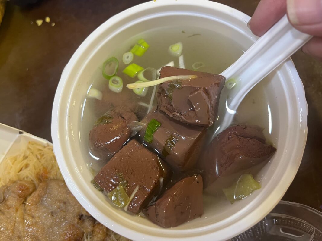 阿維炒麵炒米粉 