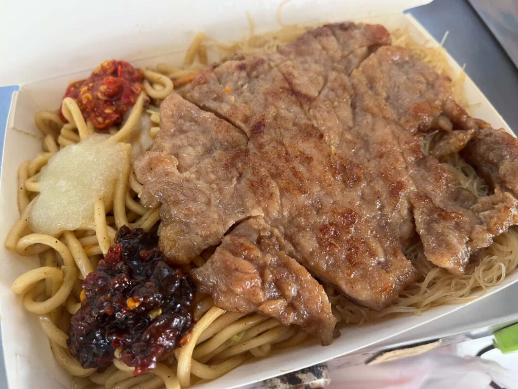 阿維炒麵炒米粉