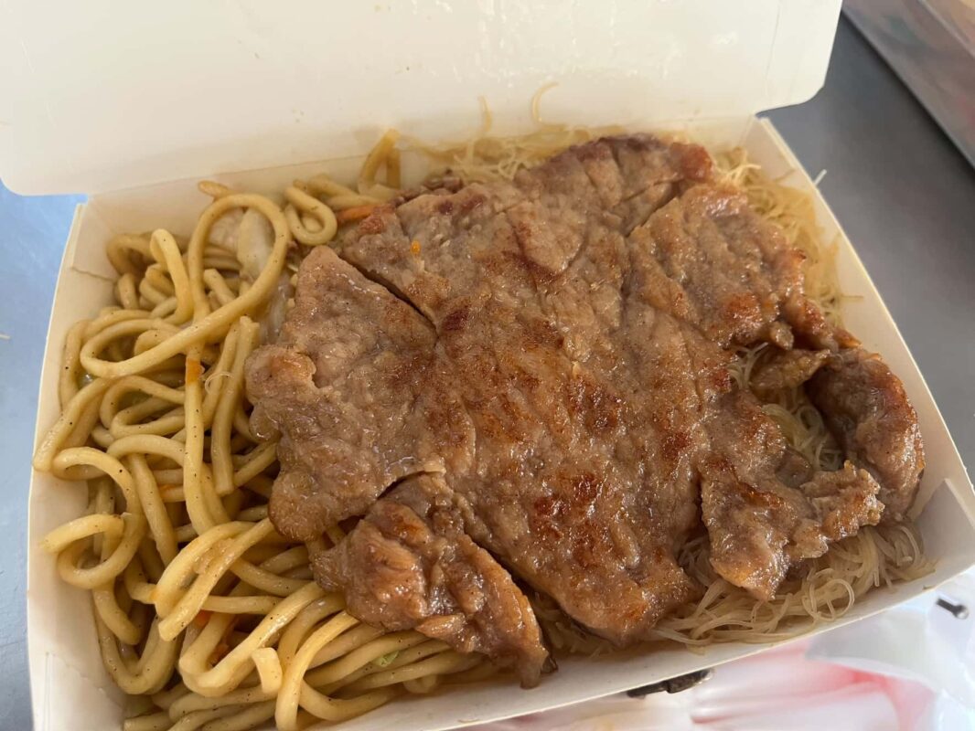 阿維炒麵炒米粉 