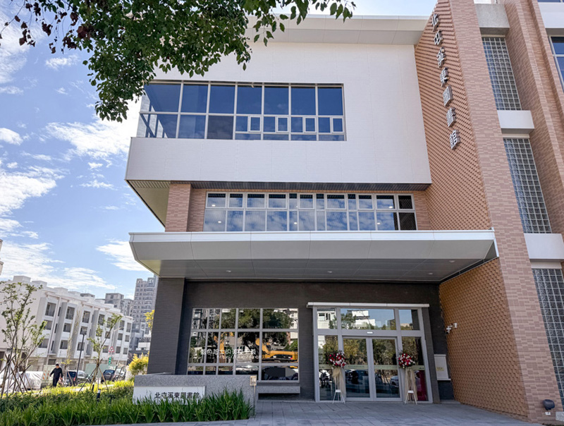 臺中市立圖書館溪東分館