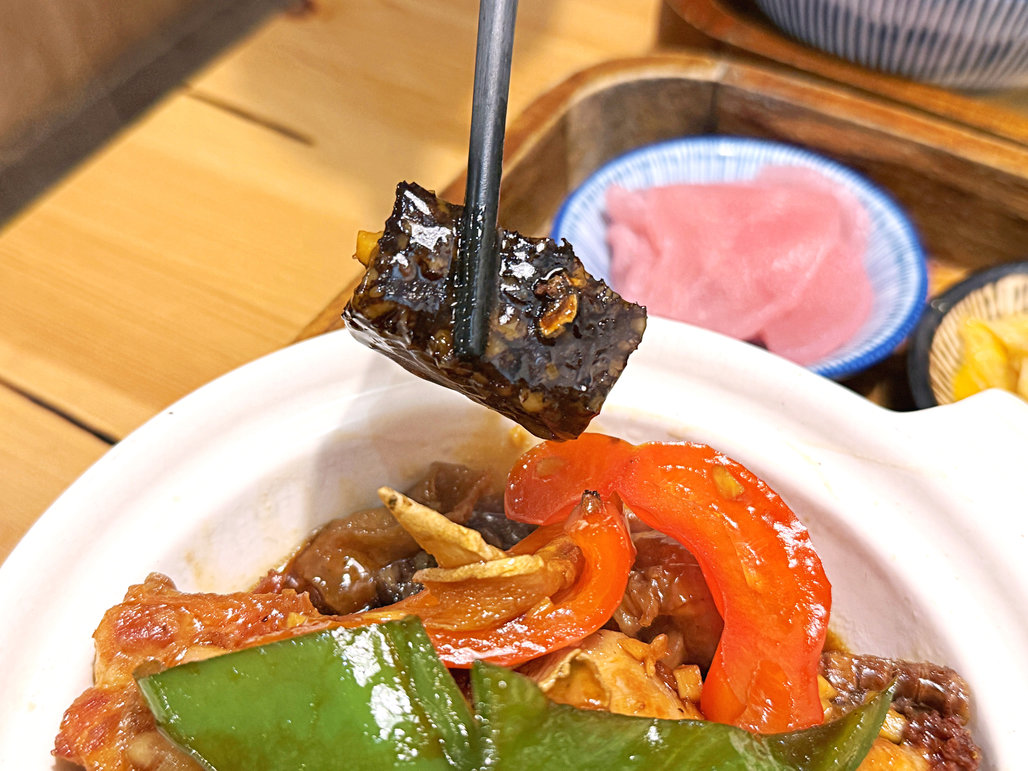 台中勤美巷弄隱藏版台式溫馨定食,伴蒔 Ban shi私推必吃花雕雞套餐 13 2026 08 30 024554