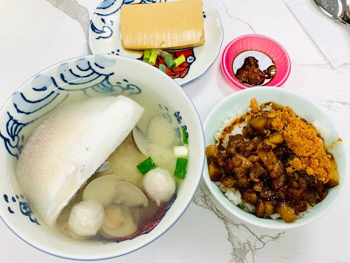 添食鮮魚湯有販售三種魚,是南屯小吃中獨特的存在! 3 2026 08 30 221520